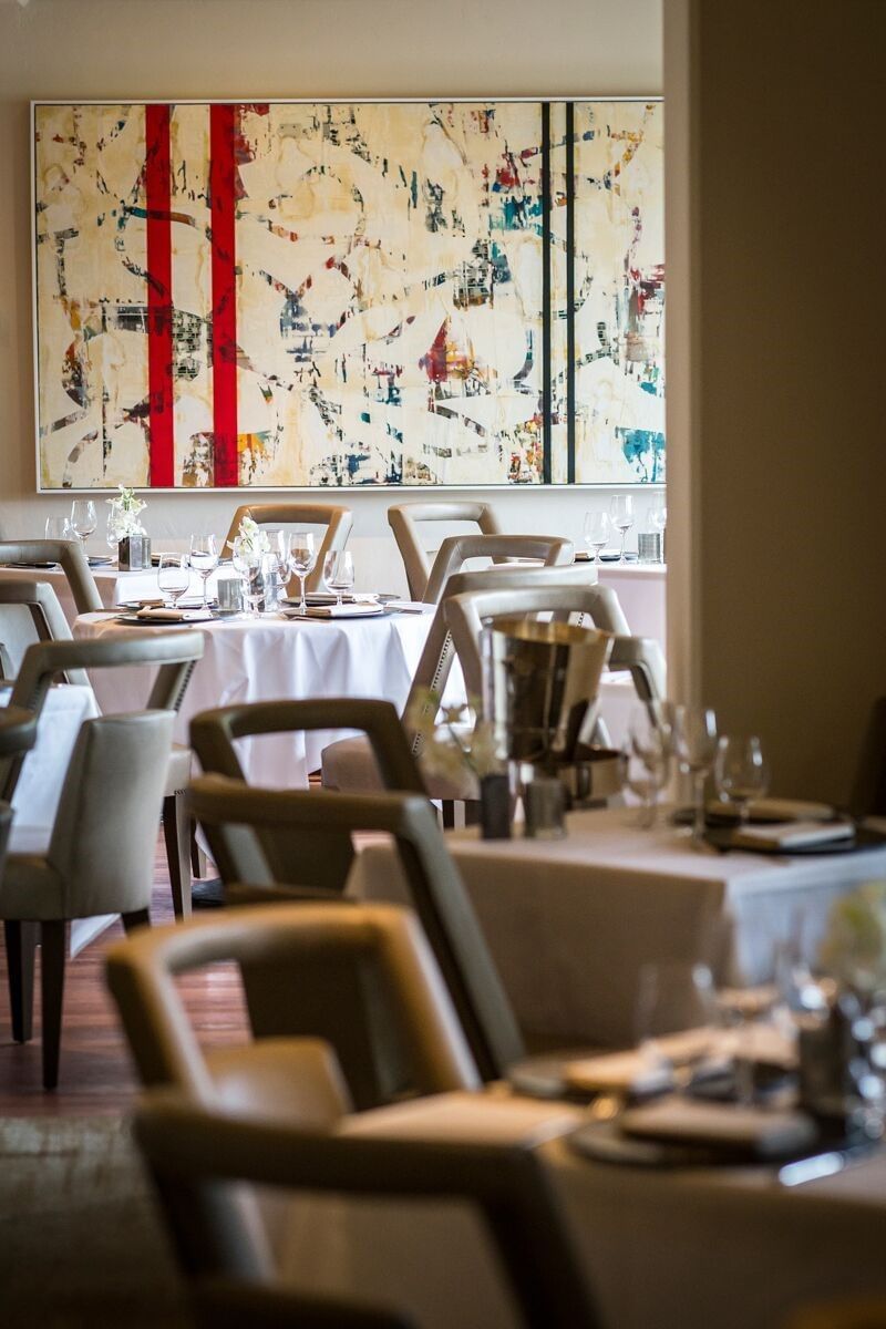 Indoor dining in Dining Room at Brazilian Court